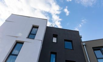 4 Smart Hotel