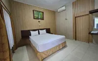 Nala Sea Side Hotel Hotels near بنجكولو