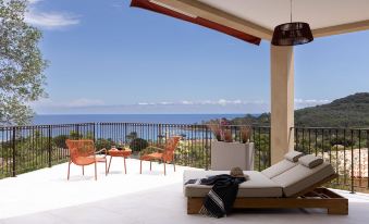 Hôtel A Cala - Suites Piscines privées et Vue Mer