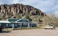 Mountainside Inn