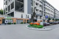 Lumina Cozy 2-Level Apart with Terrace Hotels in Pabianice County
