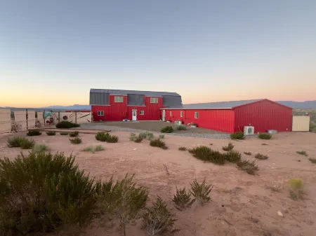 Blue Cow Guest Farm Отели рядом с достопримечательностью «Хорсин Араунд Адвенчерс Седона»