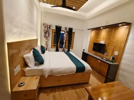 Hotel Karans Inn Отели в г. Алмора