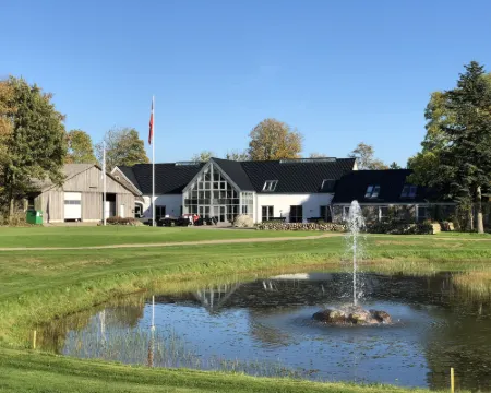 Tollundgaard Golf Park & Apartments Hotels in Silkeborg