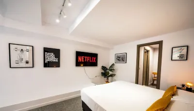 Music, F1 & Fashion Fun in This Holiday Home