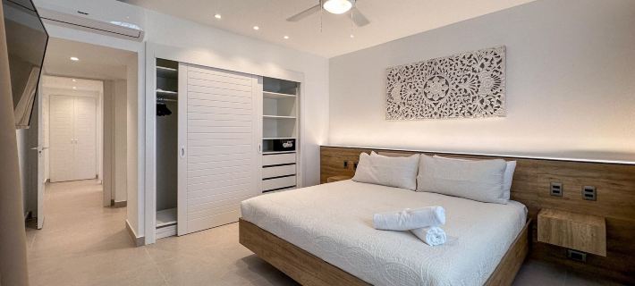 Incredibly Beautiful Condo Just Steps to the Beach Hotels in Bávaro