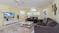 Villas at Island Club Community, Pools, Jacuzzi and More!