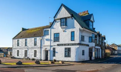 Ye Olde Hotel Hotels near Hill of Tarvit Monument