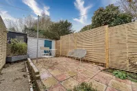 Host & Stay - Loughborough Road House Hotels in Thrussington