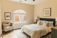 Secluded Mountain Retreat Near Yosemite by Casa Oso فنادق في Midpines