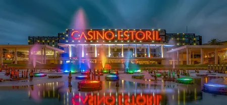 Gold Coast Photography Inn Отели рядом со станцией Monte Estoril