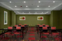 Home 2 Suites by Hilton Muskogee - que admiten mascotas