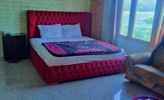 River Breeze Hotel