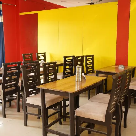 Hotel Apoorva