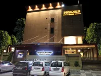 勒克瑙山峯克里克精選酒店 鄰近克里希纳纳加尔的酒店