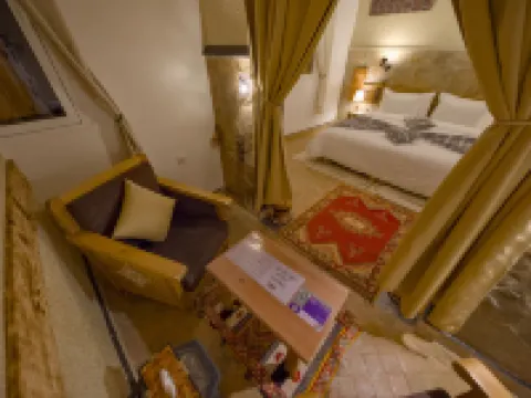 汀約瑟夫酒店 瓦爾扎扎特酒店