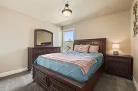 Secluded Retreat - Game Patio, Outdoor Seating, BBQ Hôtels à : Eagle