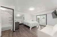 ★Easton Waterfront: Boat, Fish, Theatre, Barcade★