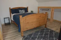 Family/Pet Friendly, Peaceful Cabin, Lakeview, Deck with Norfork Lake views