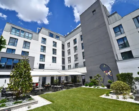 アニロックシグニチャーホテル アラドのホテル