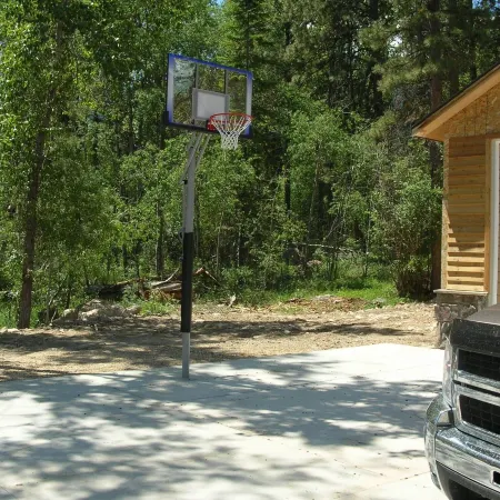Pineview Lodge