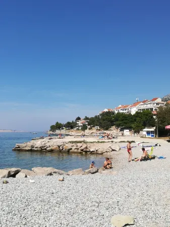 Apartment Villa Bijele Stijene Отели в г. Karlobag