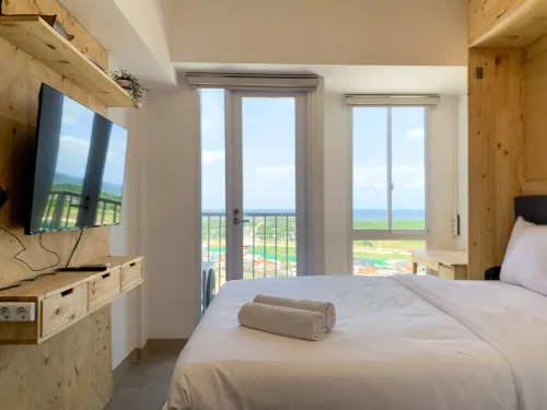 Minimalist Studio Room at Tokyo Riverside Pik 2 Apartment - 2-Star