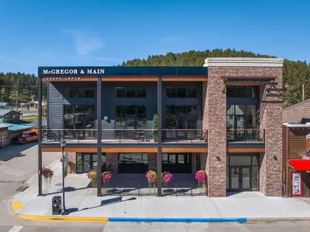 McGregor and Main Luxury Lofts