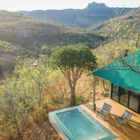 Sasi Bush Lodge