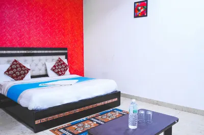 Roomshala 051 Ashok Palace Отели в г. Взант Кунж