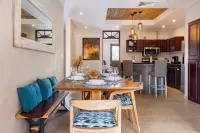 Jaco Beachfront Oasis Newly Renovated Dream Condo