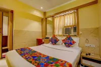 FabHotel Starwood Residency - Behind Bmw Car Showroom Hotel in zona Nerul Sri Ayyappa Temple
