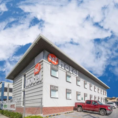 Hotel hi Tecnológico Garza Sada