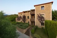 Villavia Residence - Sorocco & Ostria Retreats with Pool Access