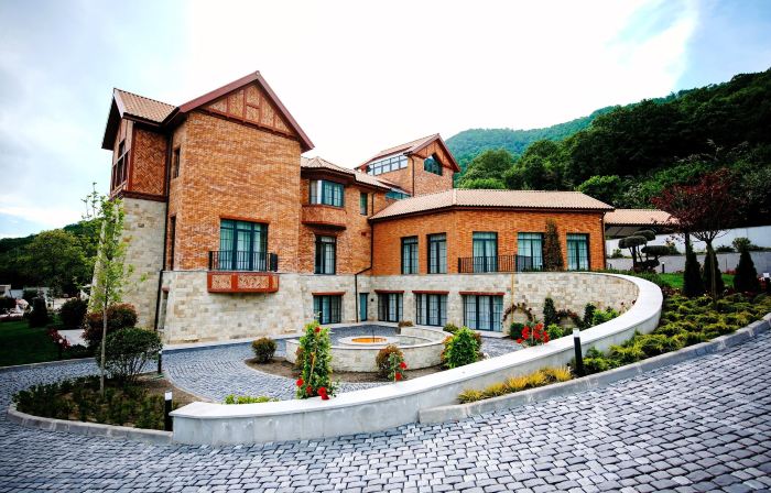 Hill Chalet Hotel & Resort