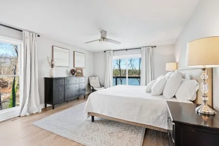 AMAZING LAKEVIEWS! Beautifully decorated 4 bdm waterfront home with 2-story dock