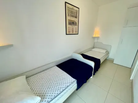 Functional Flat in a Residential Area