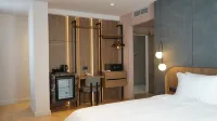 Arbnor Boutique Hotel Hotel in zona Mosaico di Tirana
