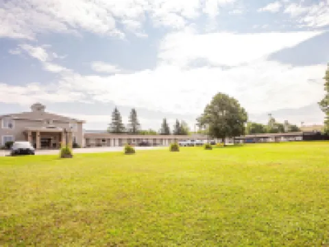 Canadas Best Value Inn and Suites Charlottetown Hotels in Charlottetown