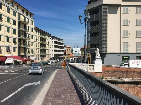 NEW beautiful apartment 650m from the Tower