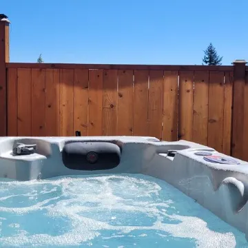 PRIVATE Hot Tub with Valley Views!!