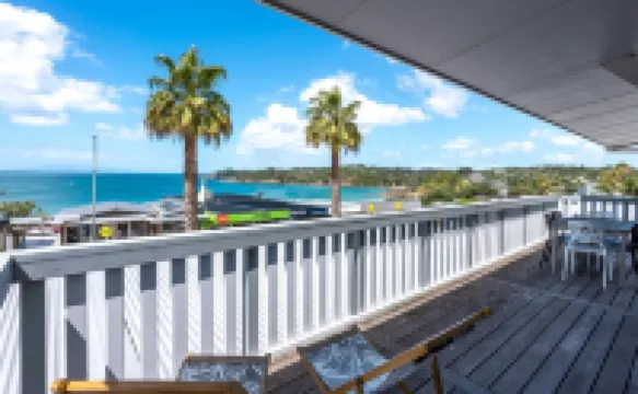 THE WAIHEKE PAD | Be My Guest