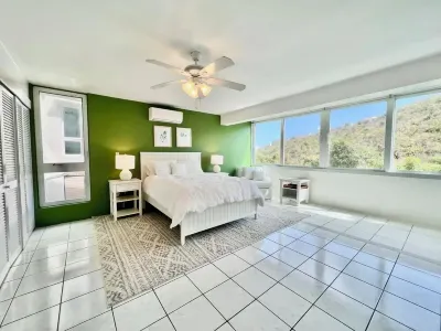 Cozy Condo 3 minutes away from Magens Bay beach! Hotels near Magens Bay