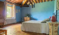 Villa with private pool and large garden