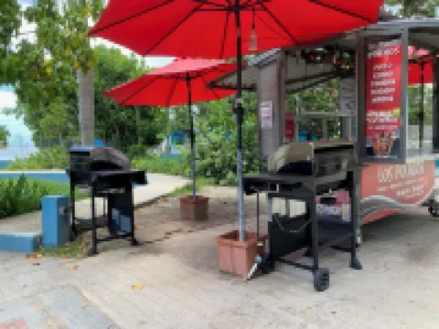 3-bedroom Beach Ranch house walking distance to Boqueron, AC, WiFi, private pool