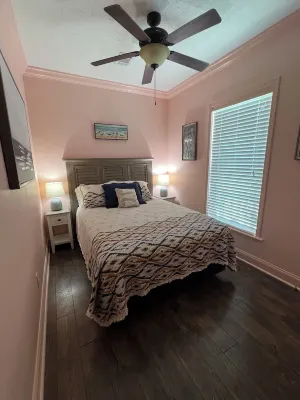 Venice Marina Prime Location! 4 Bedroom 2.5 Bath