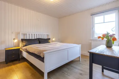 ALL INCL vacation home with harbor view & beach Hotels near Basdorf (BAR), Bahnhof