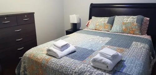 Cheerful 3 BR 15 minutes from the beach. 노스 라우더데일 호텔