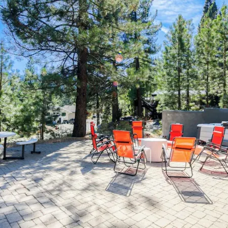 Lake Tahoe’s Ultimate Family & Friends Retreat