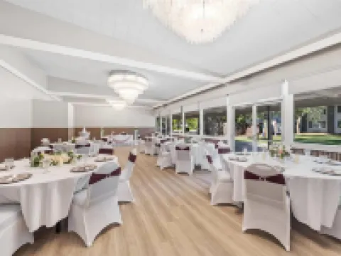 โรงแรมพรอดดิจี อะเดย์สอินน์ บายวินด์แฮม โรงแรมในเดวิส